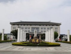 国庆中秋双节同庆，南宫电子游戏集团红旗飘扬！