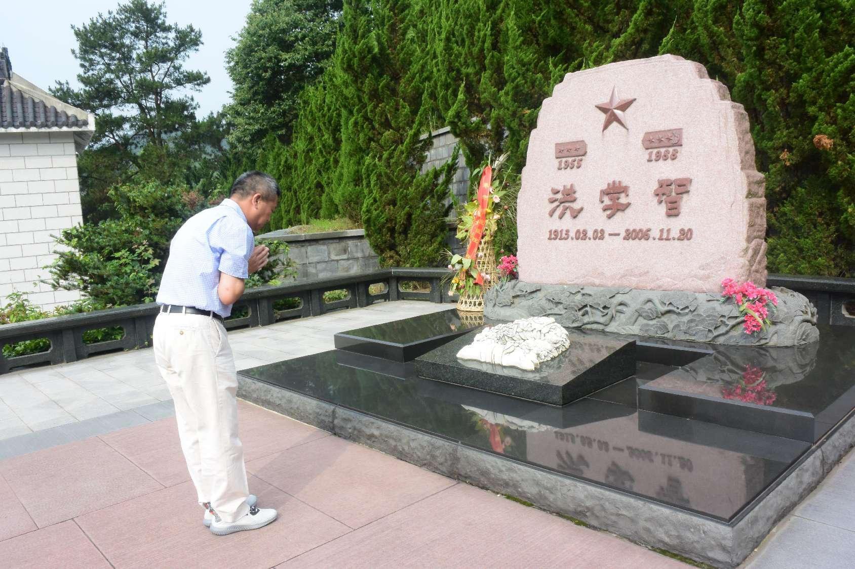 传承红色心灵，南宫电子游戏与洪学智将军的不解之缘